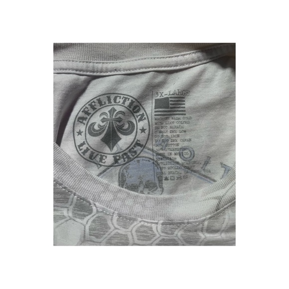 Clean well kept CHRIS KYLE affliction tee - Picture 3 of 3